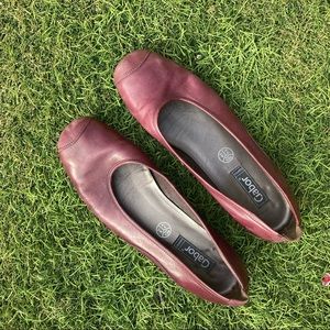 Burgundy Leather Gabor Flats 9